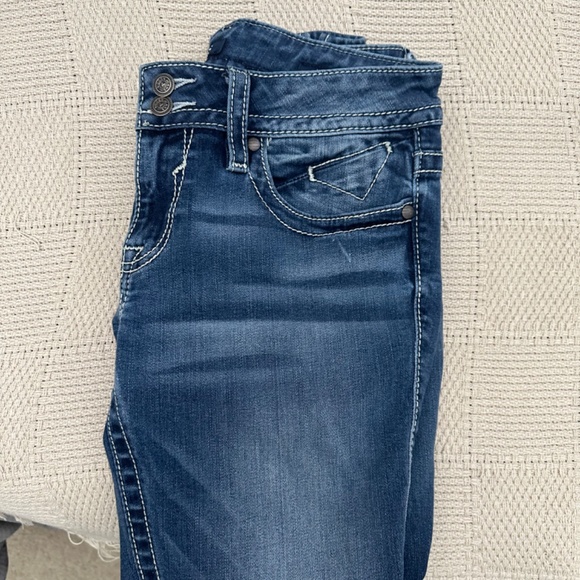 Jeans - Picture 3 of 5